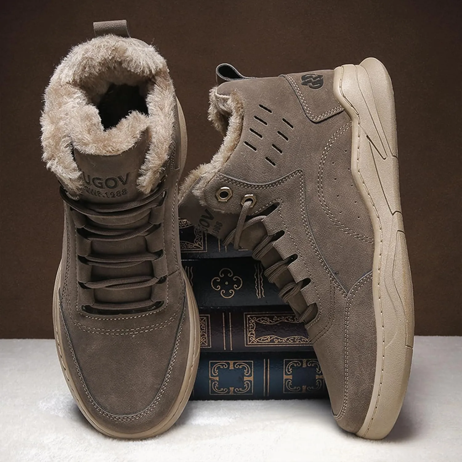 Men's Winter Hiking Boots Retro Round Toe Lace-up Plush Lining Warm Snow Boots Outdoor Non-Slip Trekking Walking Booties