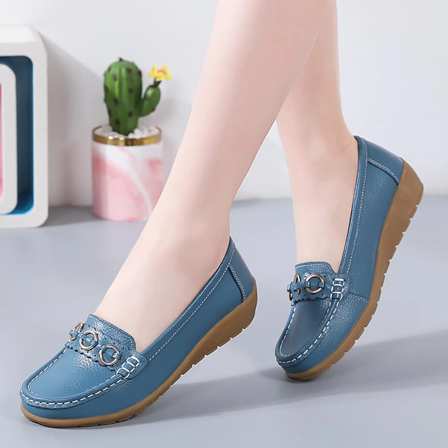 Womens Flats Comfortable Dressy Loafers Lightweight Walking Flat Slip On Work Shoes Round Toe Flats Loafers